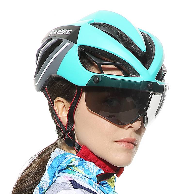 lightweight bicycle helmet